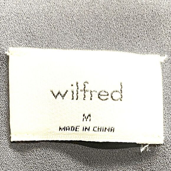 Blouse – Size Medium Wilfred | Aritzia Fête Chiffon V-Neck Sheer Sleeve - Picture 3 of 4